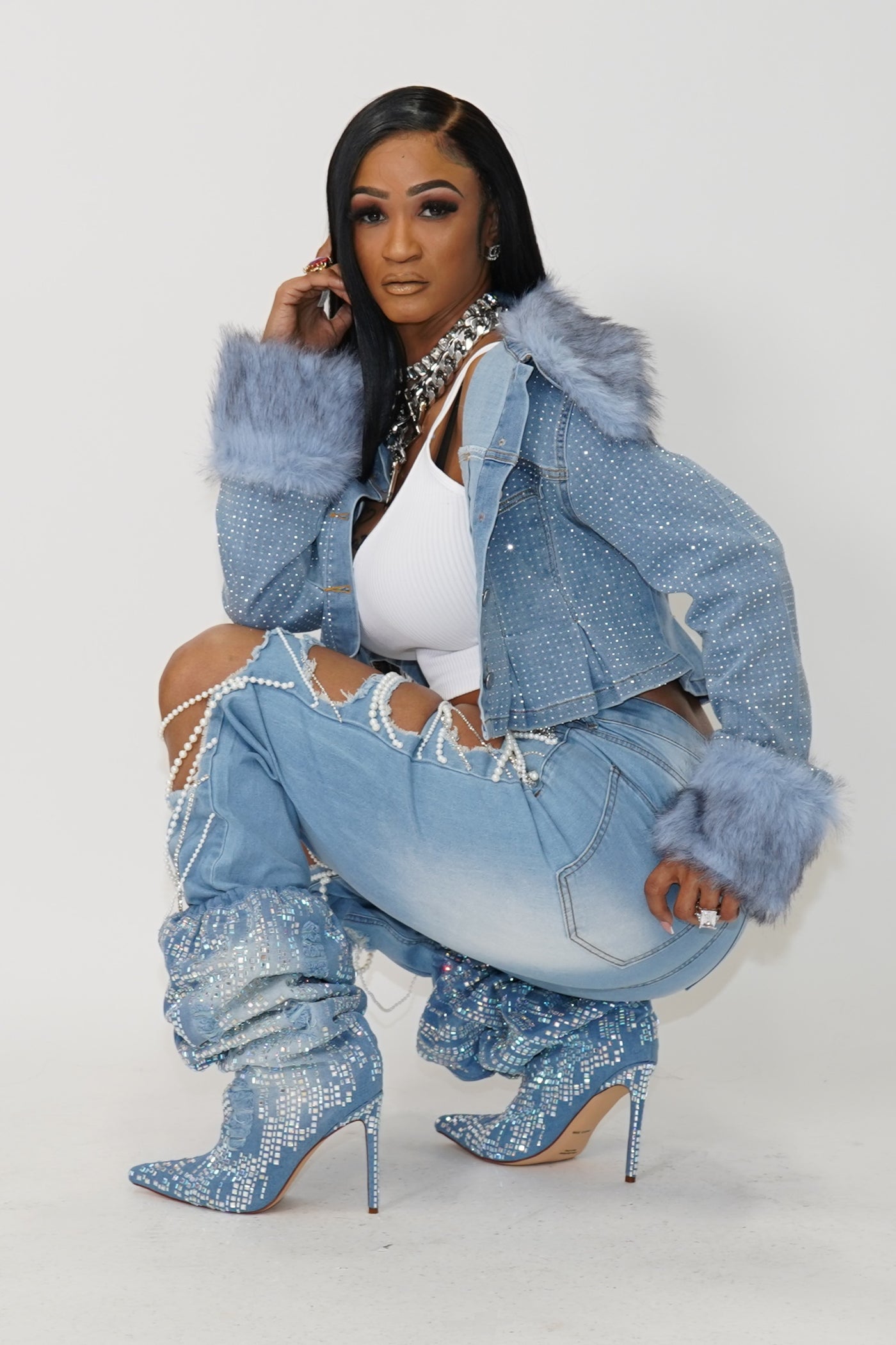 DISTRESSED LIFE DENIM PANT - On the Runway Fashion